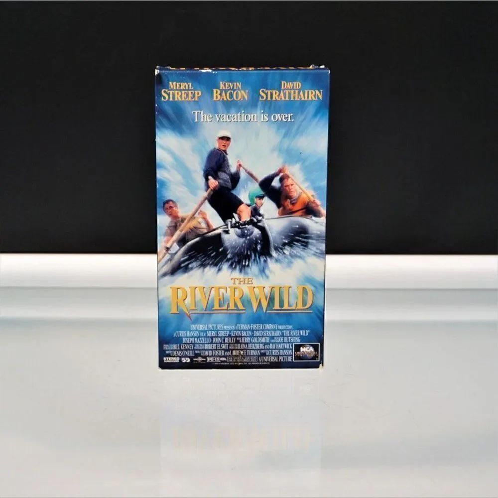 The River Wild VHS Tape 1995 Movie Meryl Streep Kevin Bacon David Strathairn